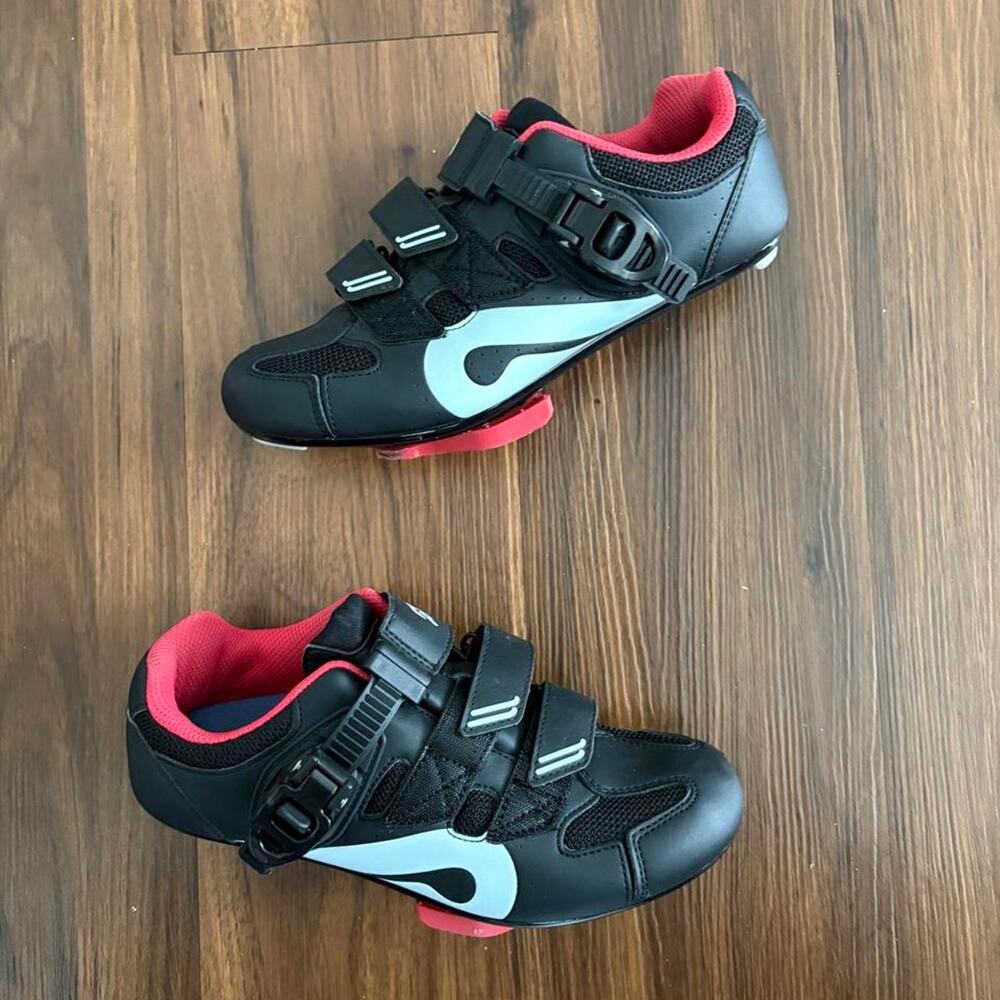Peloton cycling shoes in womens